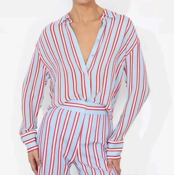 Alice+olivia DIMITRA OVERSIZED BUTTON DOWN - Picture 2 of 15